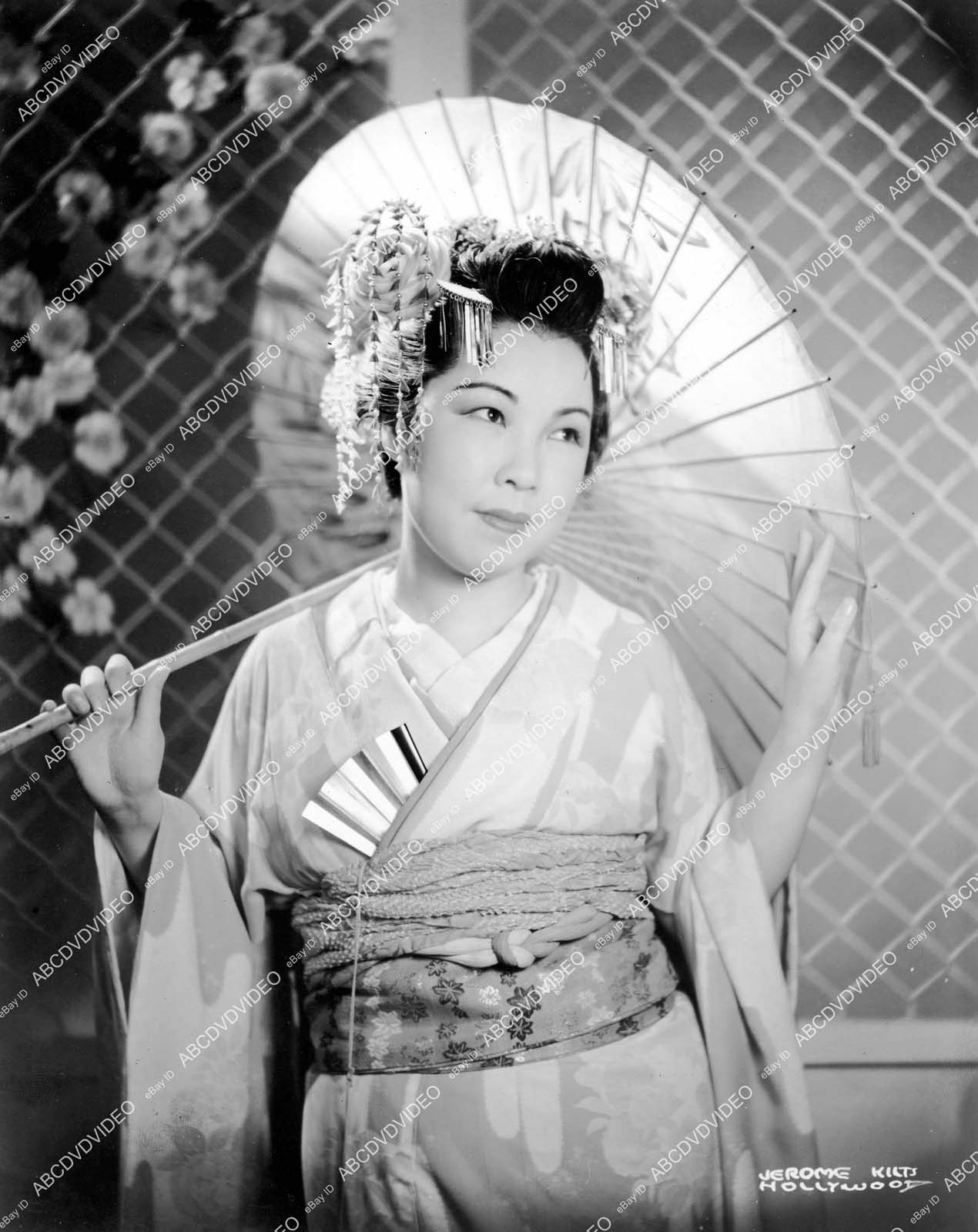 crp13583 1930's lovely Japanese opera singer Hize Koike portrait opera